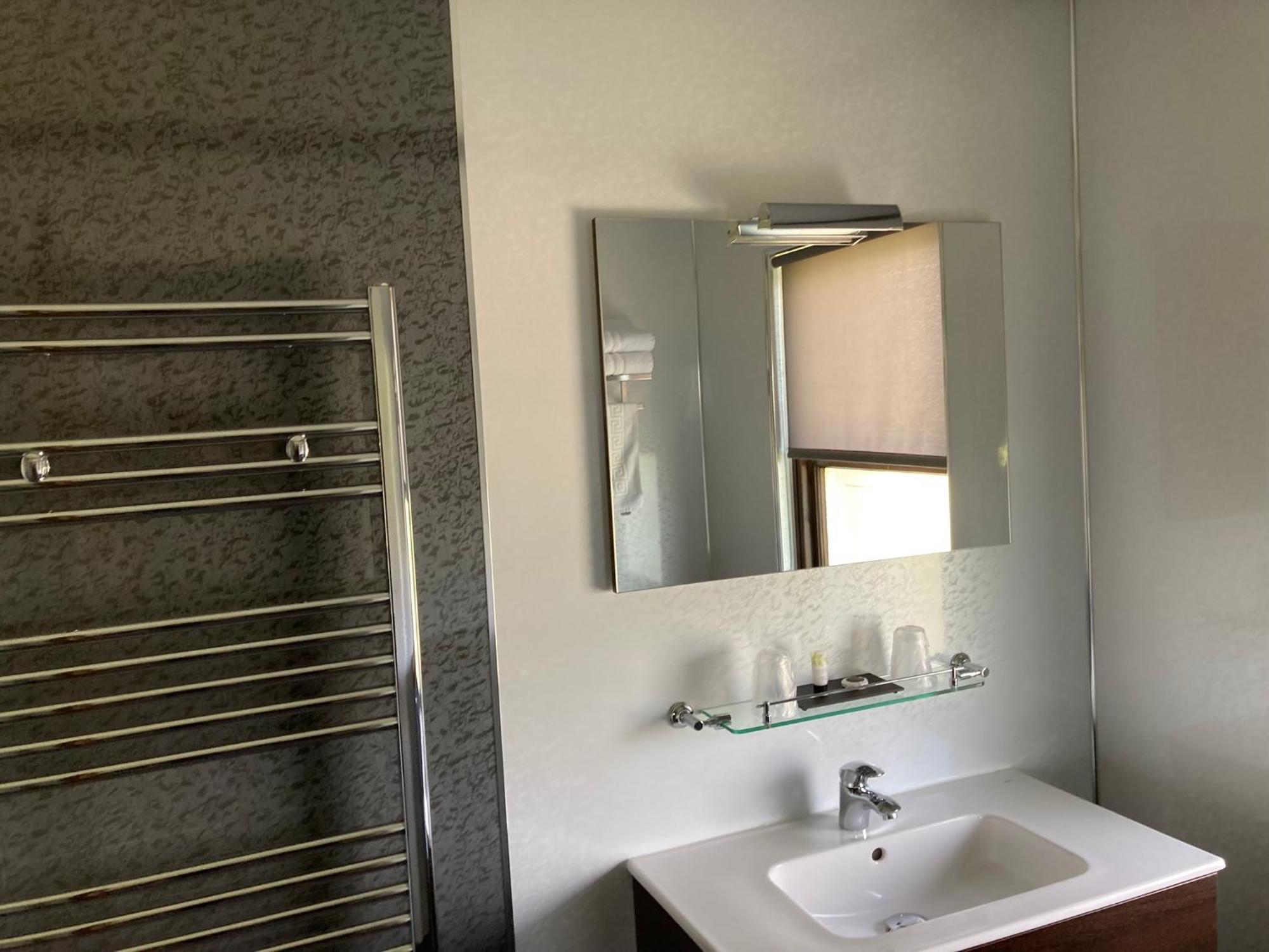 Grey Harlings Rooms Angus Esterno foto